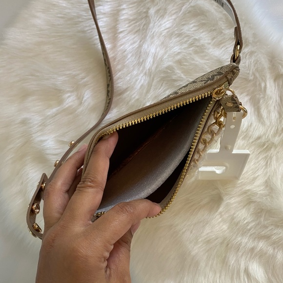 Money Belt Michael Kors - Picture 2 of 4